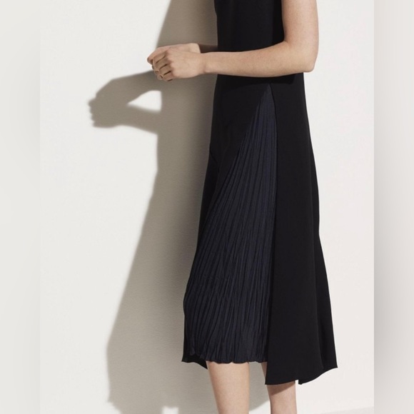 NET Vince Mixed Panel Sleeveless Dress - Picture 3 of 5